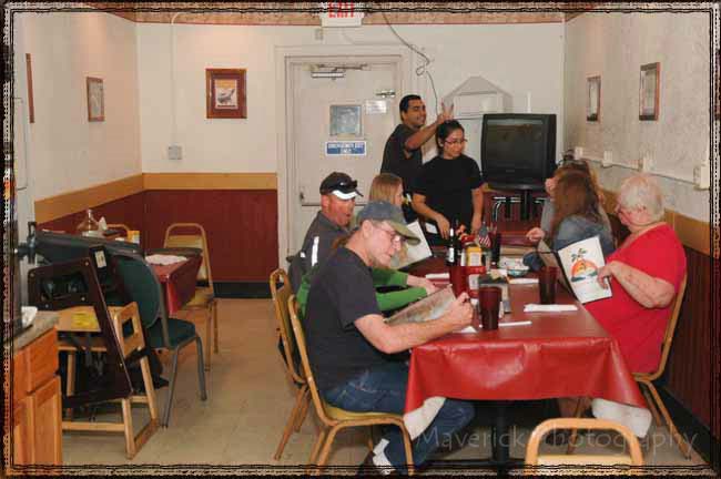 Karaoke at Flacos 01-20-12 006
