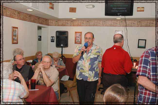 Karaoke at Flacos 01-20-12 009