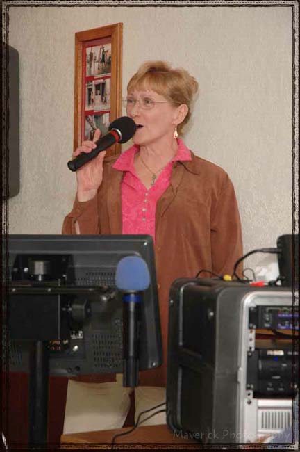 Karaoke at Flacos 01-20-12 017
