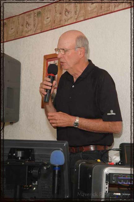 Karaoke at Flacos 01-20-12 030