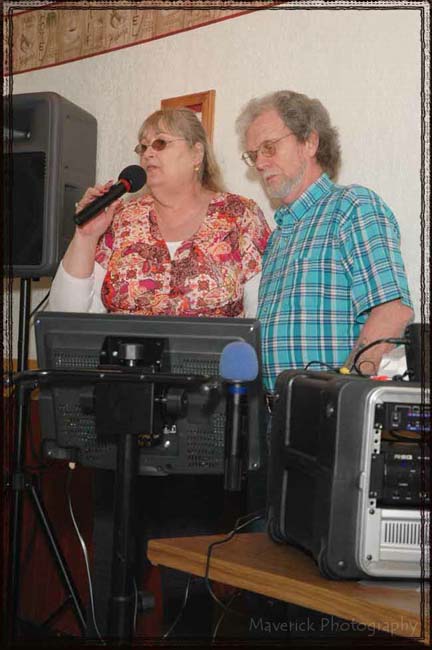 Karaoke at Flacos 01-20-12 032