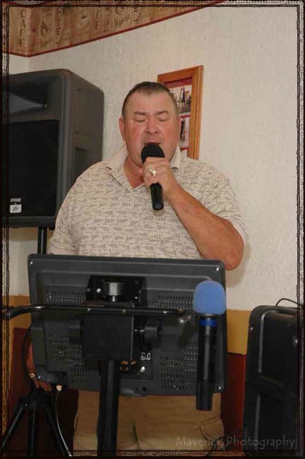 Karaoke at Flacos 01-20-12 064