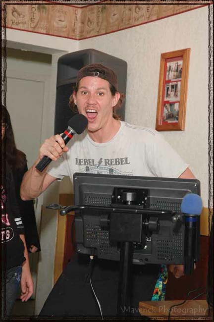Karaoke at Flacos 01-20-12 077
