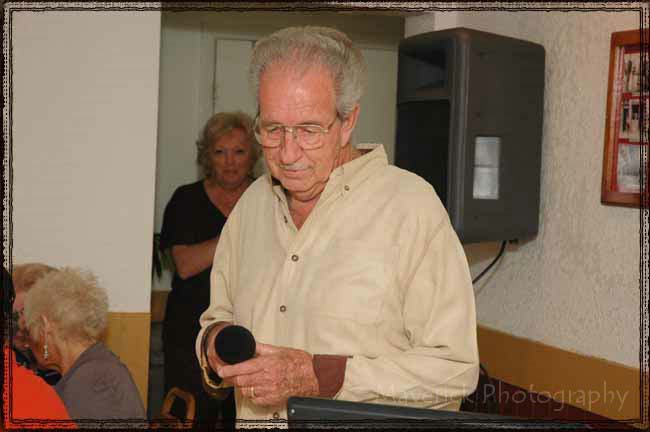 Karaoke at Flacos 01-20-12 098
