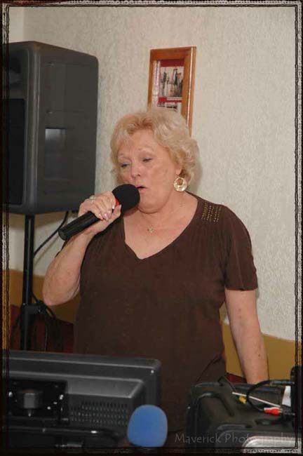 Karaoke at Flacos 01-20-12 115