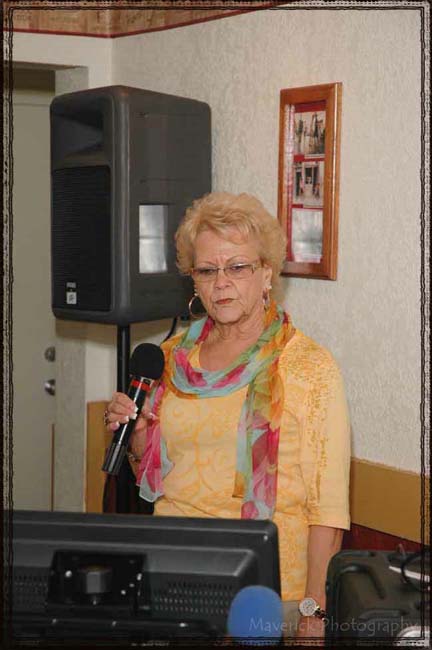 Karaoke at Flacos 01-20-12 153