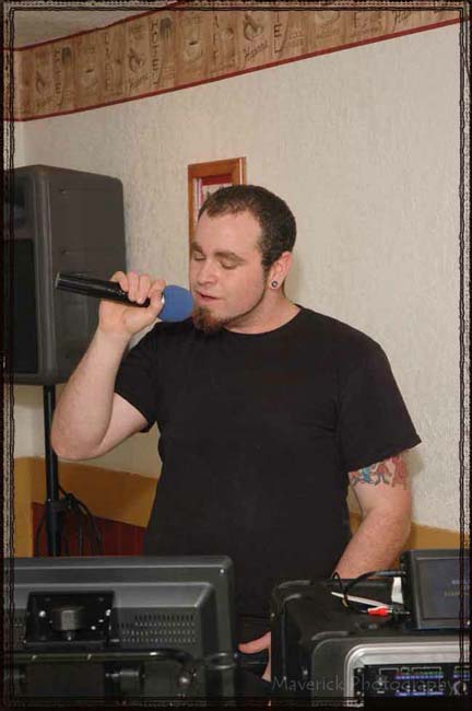 Karaoke at Flacos 01-20-12 167