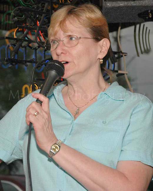 Karaoke at Flacos 6-17-11 05