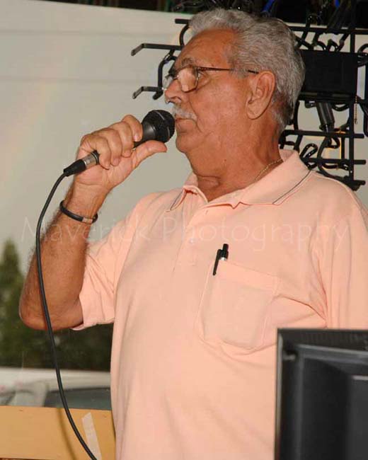 Karaoke at Flacos 6-17-11 30