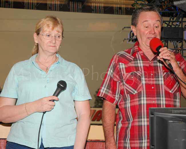 Karaoke at Flacos 6-17-11 39