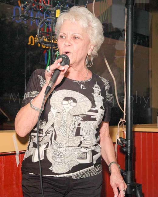 Karaoke at Flacos 6-17-11 47